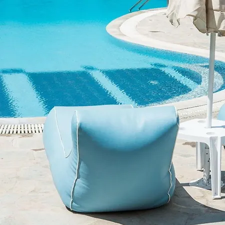 Otel Annika Summer