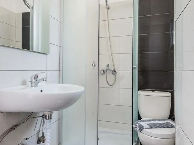 Hotell Annika Summer *